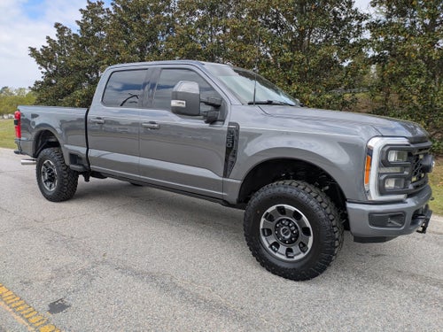 2023 Ford Super Duty F-250 SRW LARIAT