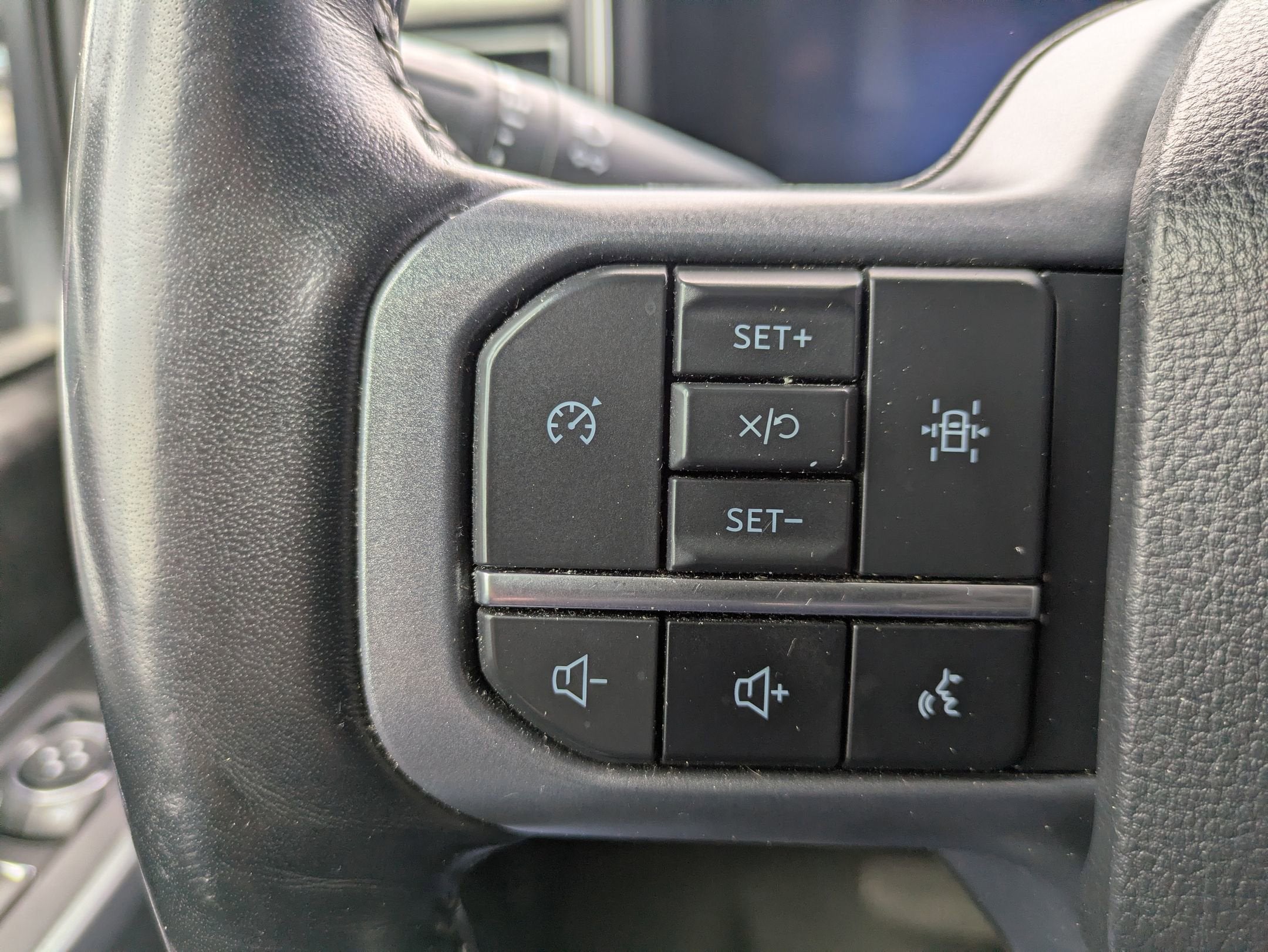 2023 Ford Super Duty F-250 SRW LARIAT