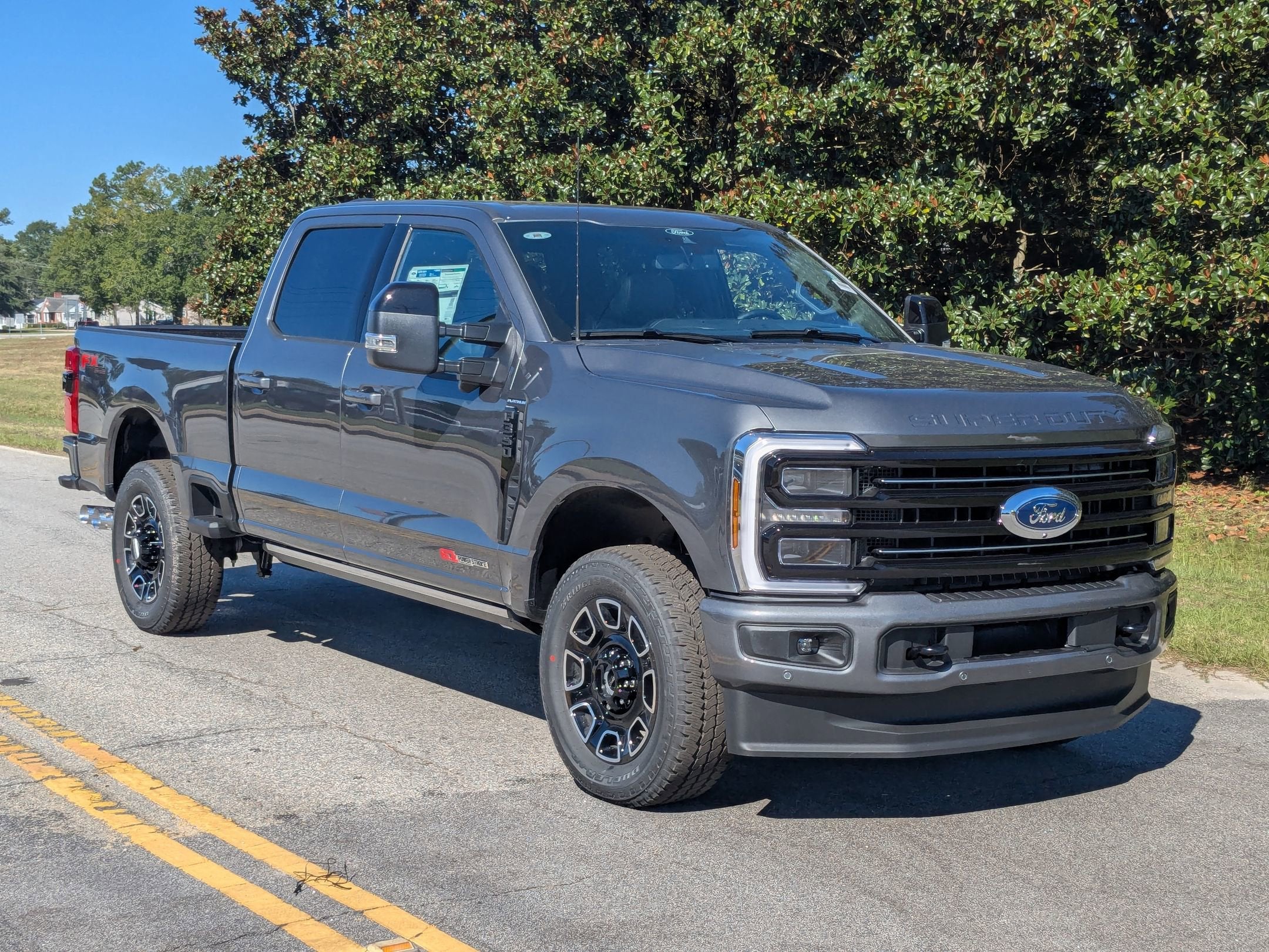 2026 Ford Super Duty F-350 SRW F-350® Platinum®