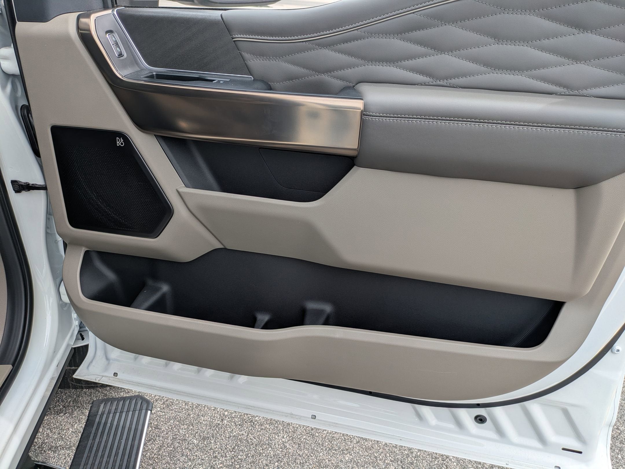 2026 Ford Super Duty F-350 DRW Platinum