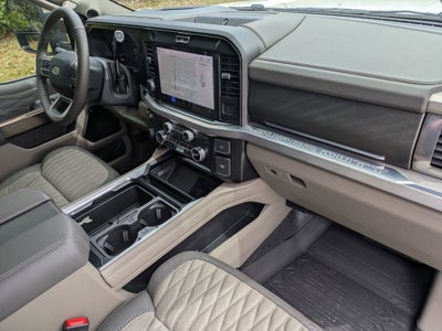 2026 Ford Super Duty F-350 DRW Platinum