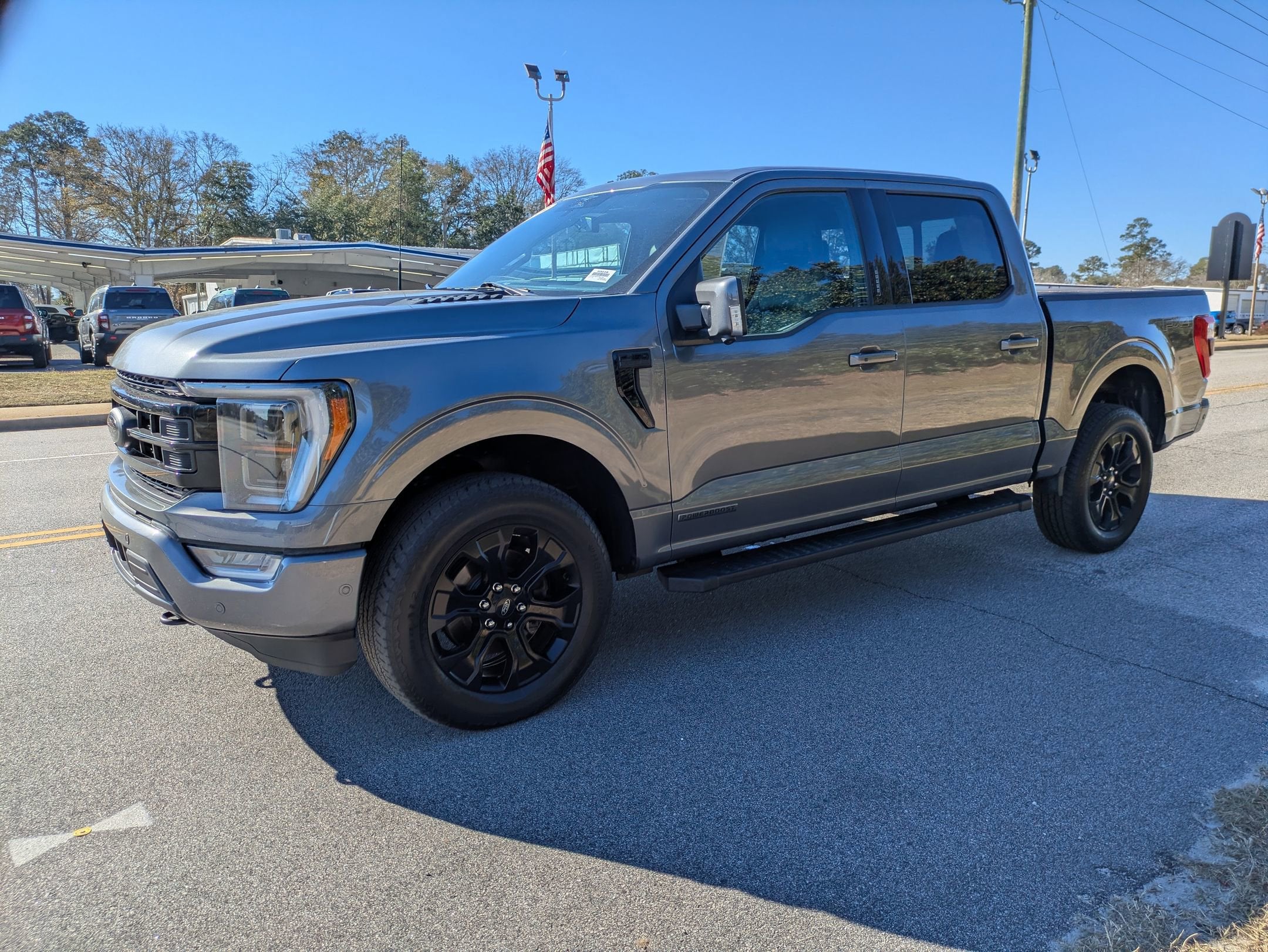 2023 Ford F-150 LARIAT