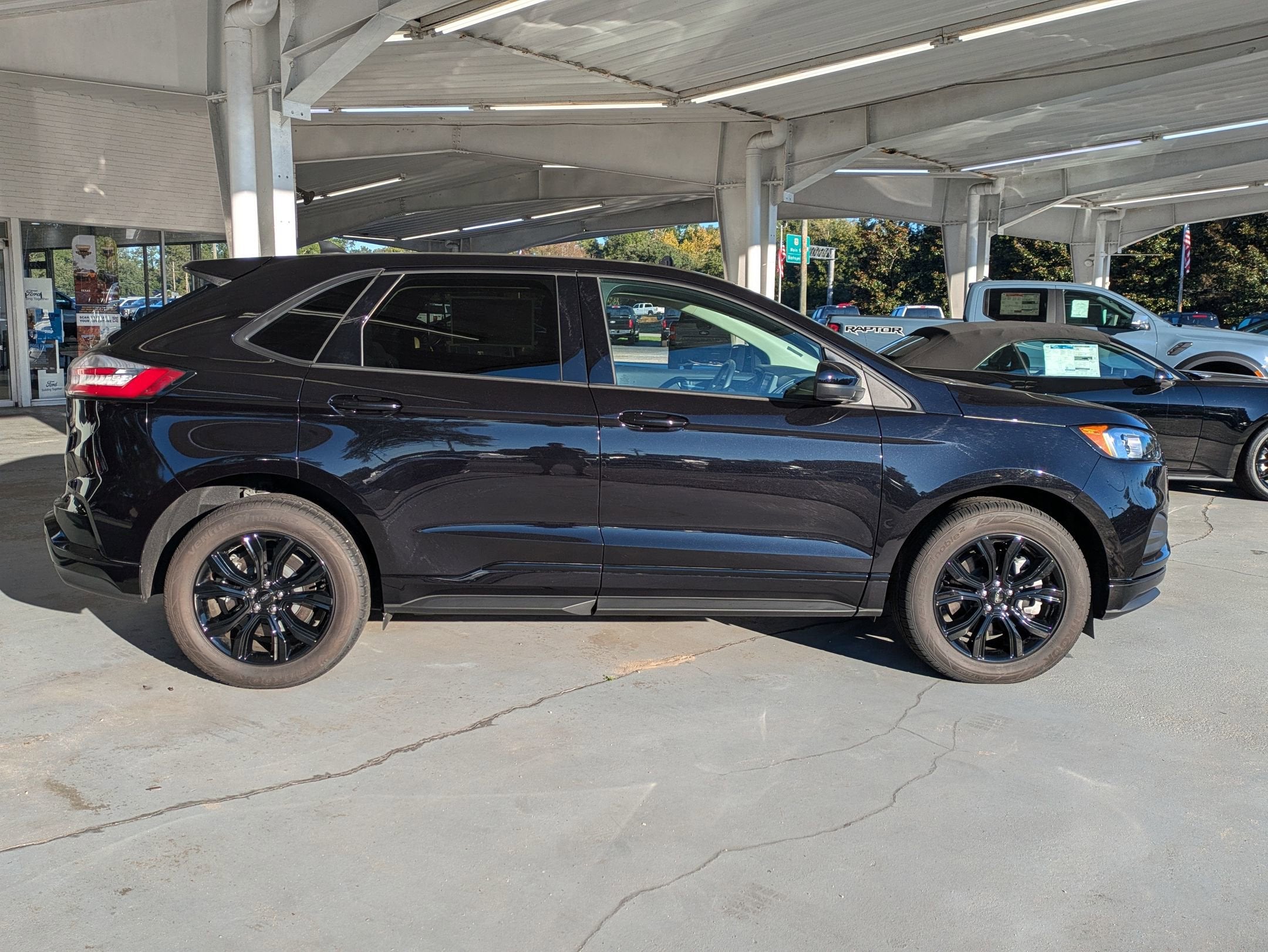 2024 Ford Edge SE