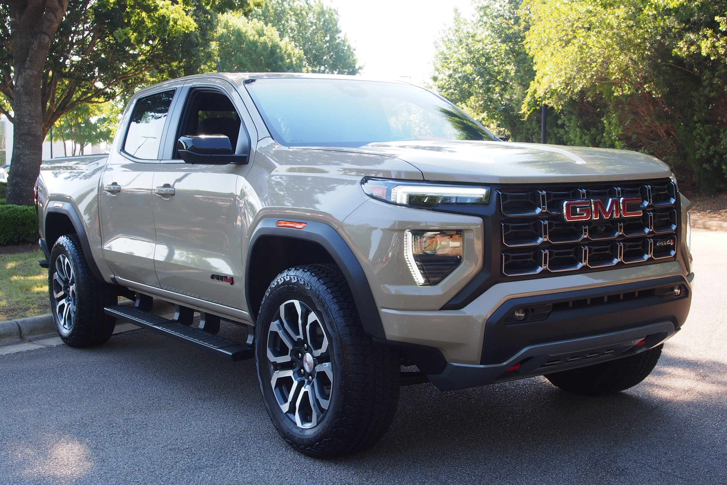 2024 GMC Canyon 4WD AT4