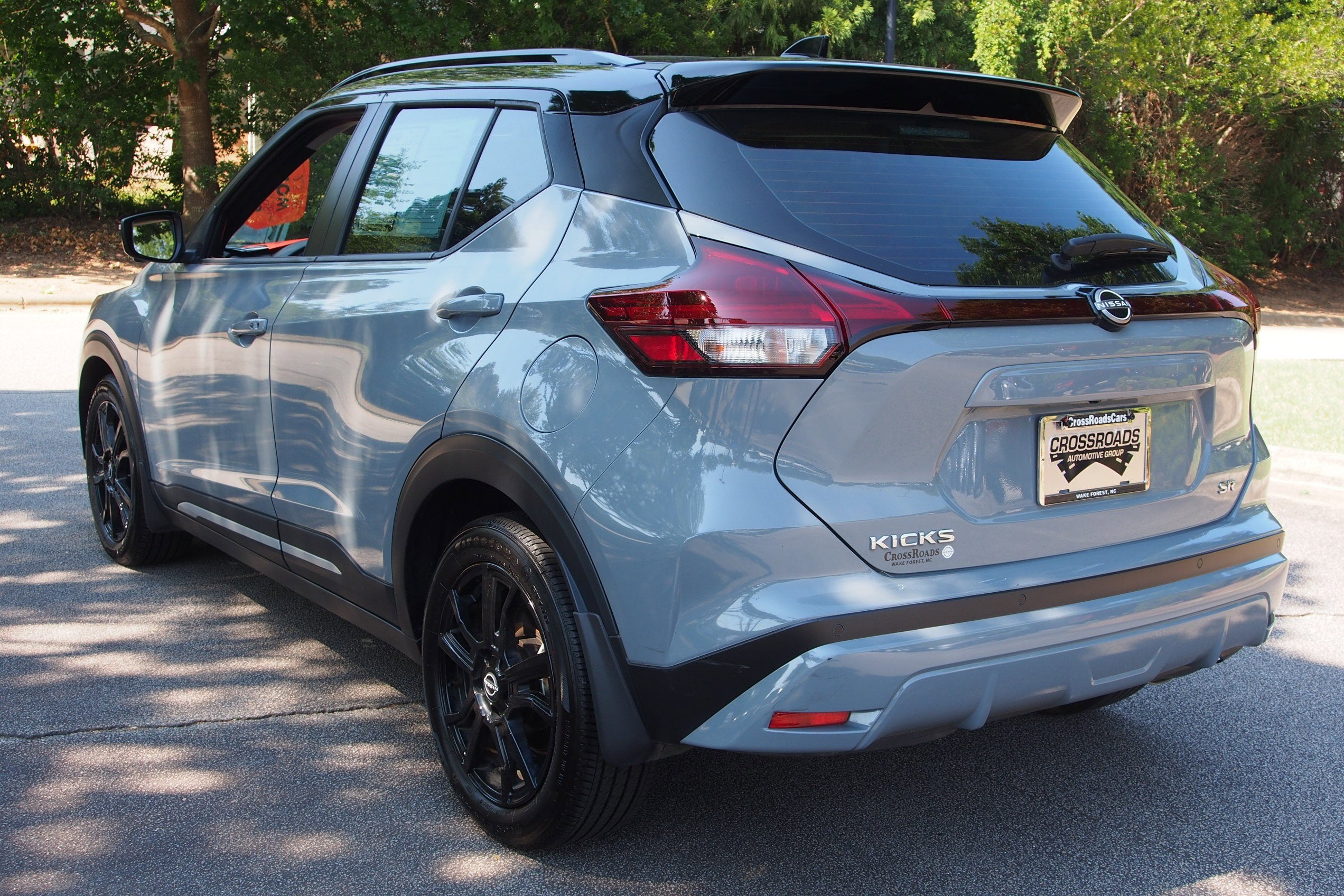 2024 Nissan Kicks SR