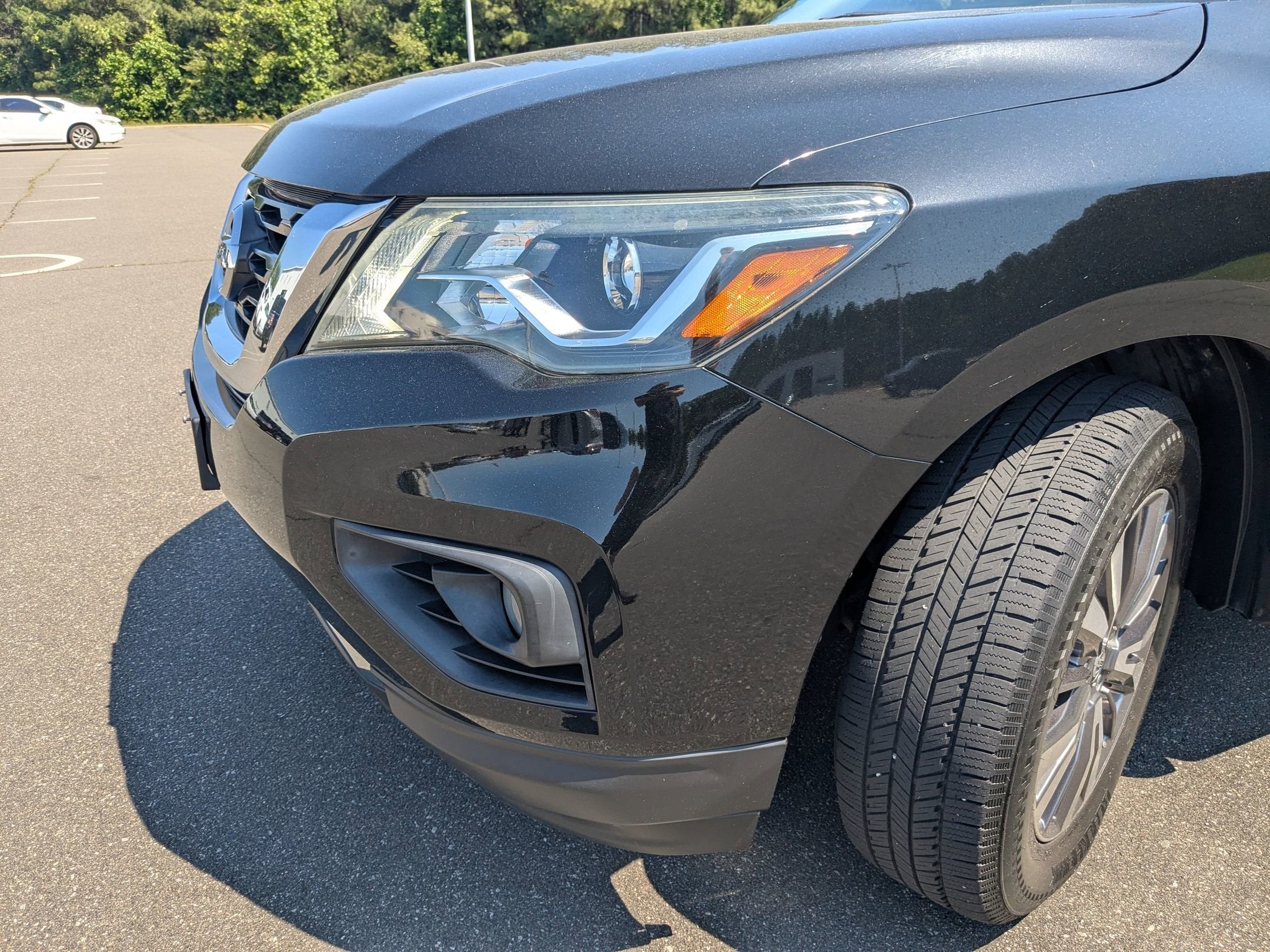 2019 Nissan Pathfinder SL