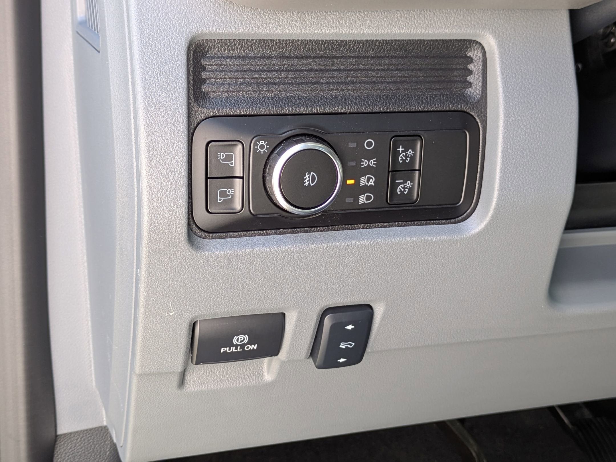 2026 Ford Super Duty F-450 DRW XLT