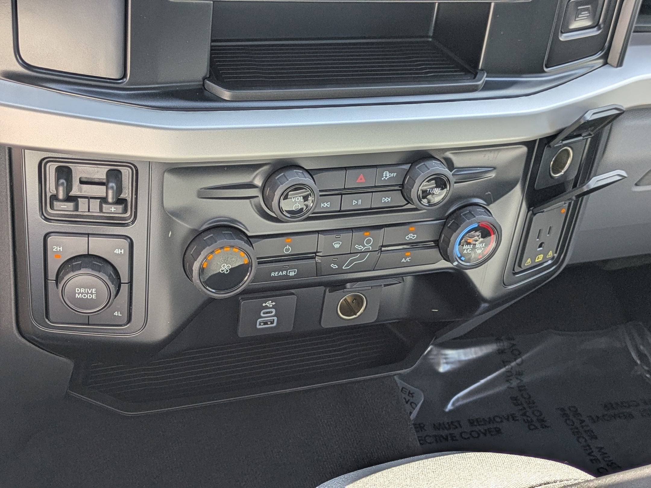 2026 Ford Super Duty F-450 DRW XLT