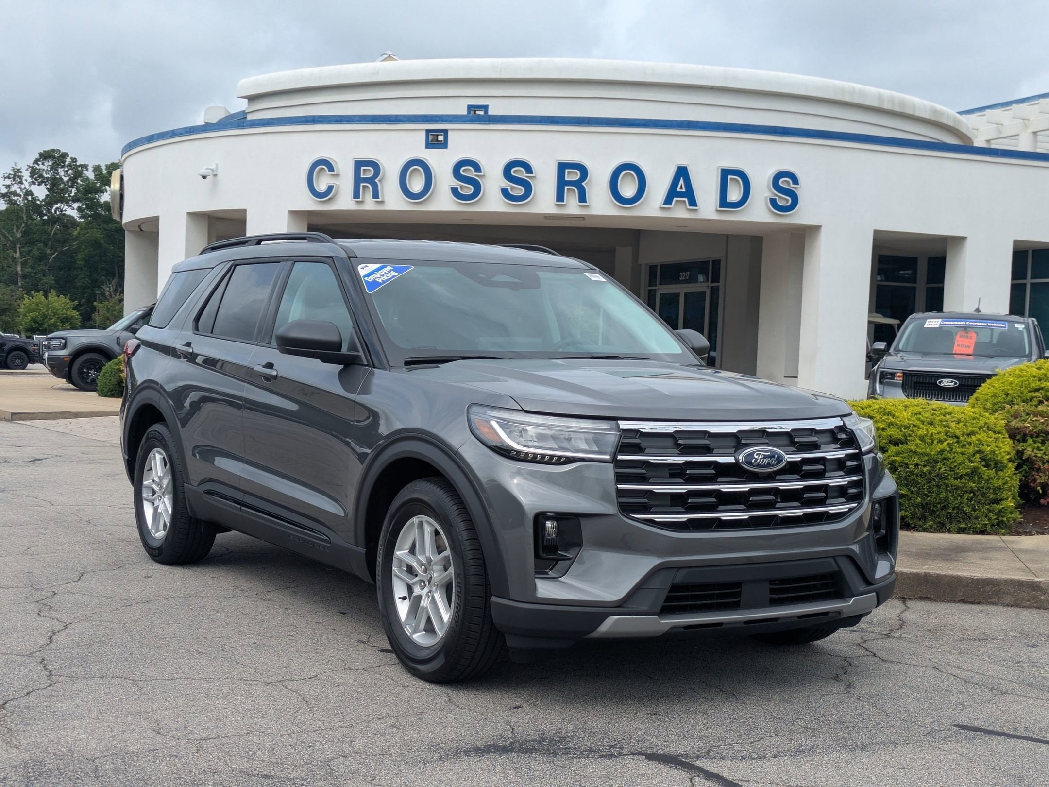 2026 Ford Explorer Active w/200A Pkg