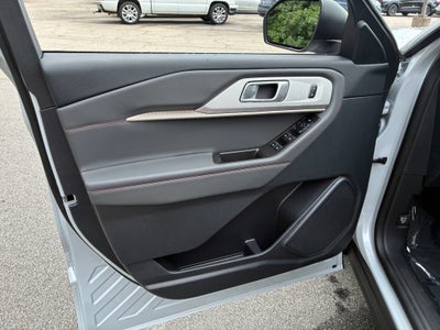 2026 Ford Explorer Active w/100A Pkg