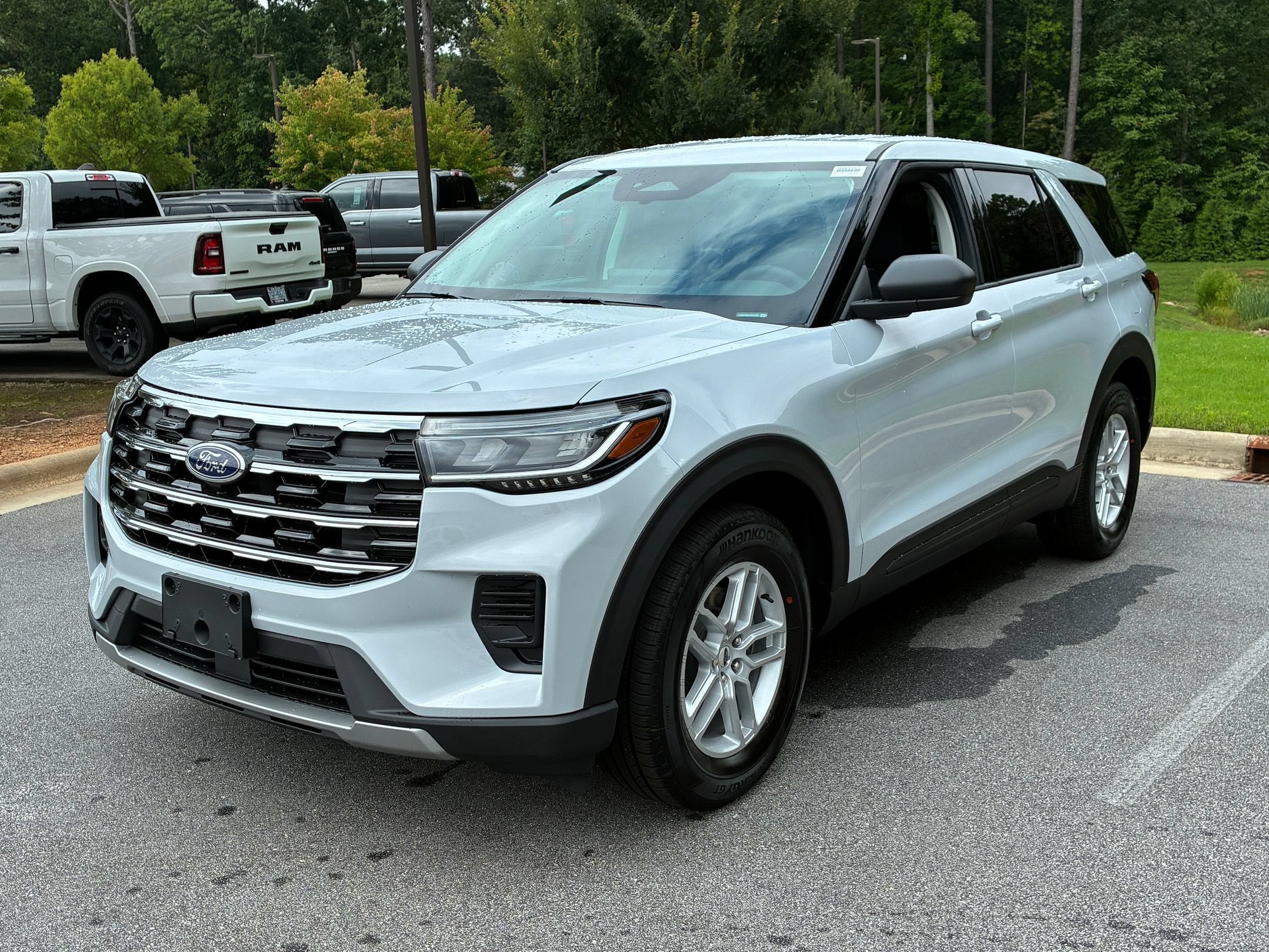 2026 Ford Explorer Active w/100A Pkg