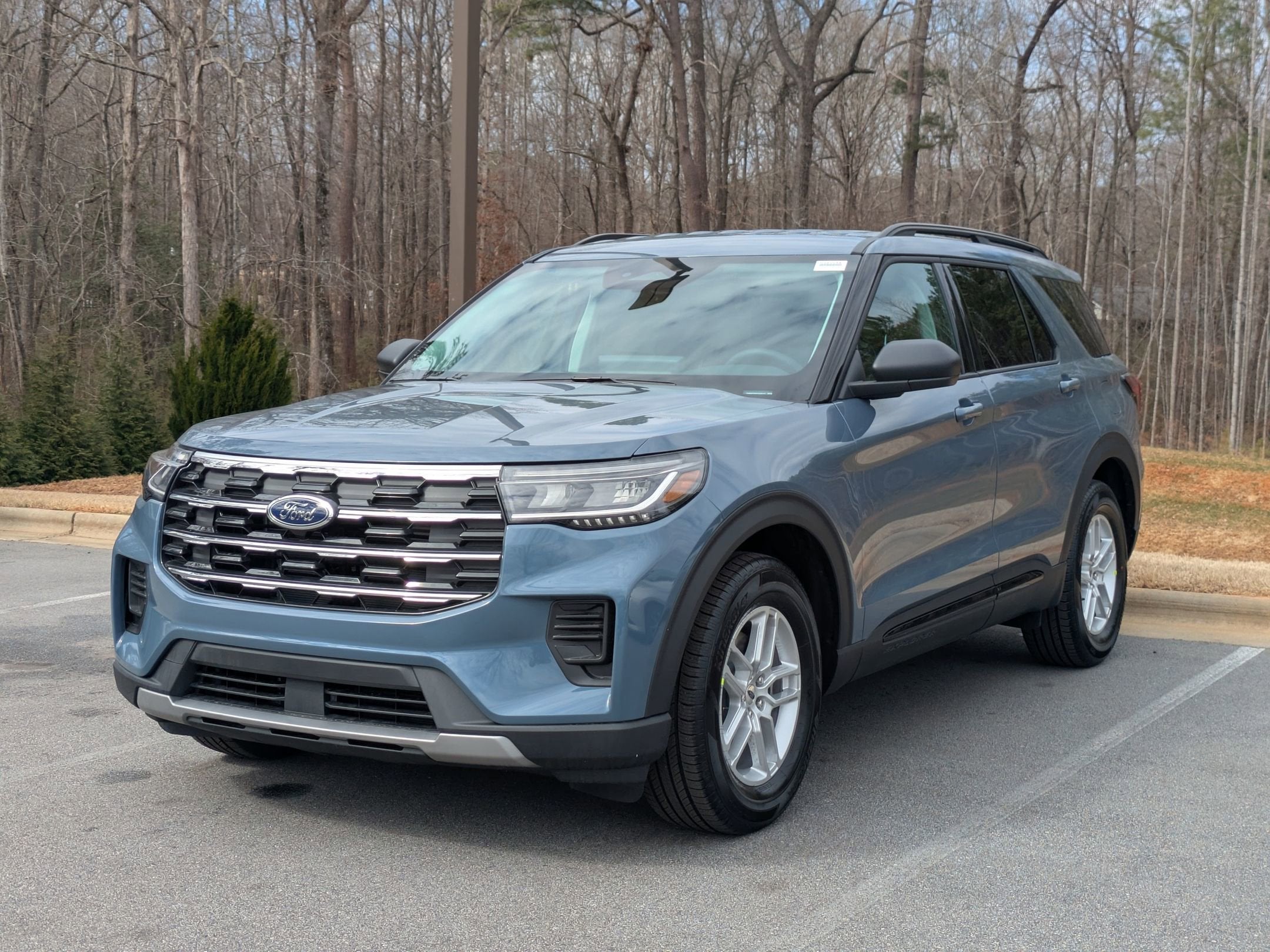 2026 Ford Explorer Active w/200A Pkg