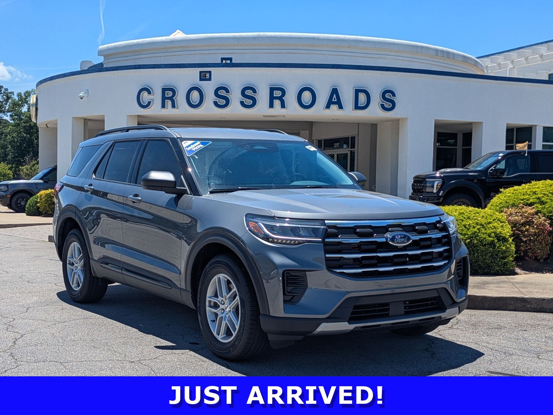2026 Ford Explorer Active w/200A Pkg
