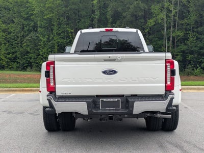 2026 Ford Super Duty F-350 DRW LARIAT