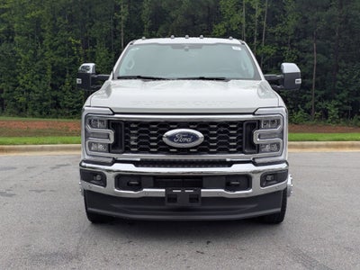2026 Ford Super Duty F-350 DRW LARIAT