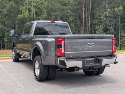 2026 Ford Super Duty F-350 DRW LARIAT