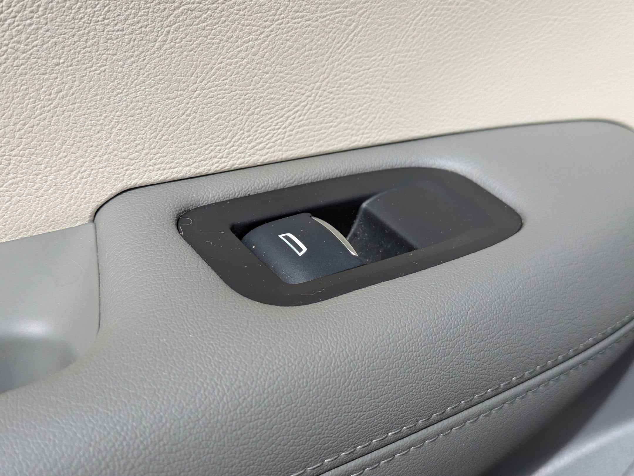 2023 Cadillac XT6 FWD Premium Luxury