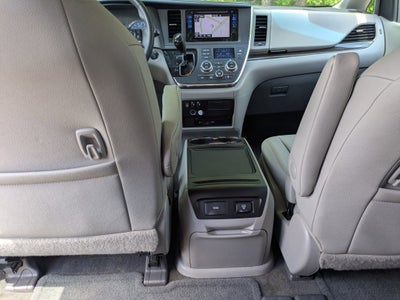2017 Toyota Sienna XLE Premium