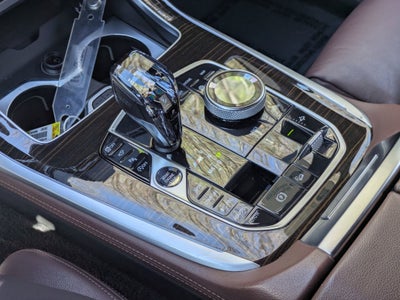 2021 BMW X7 M50i