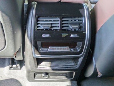 2021 BMW X7 M50i