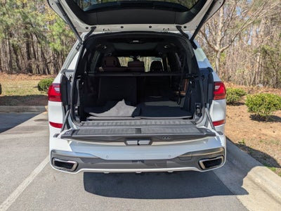 2021 BMW X7 M50i