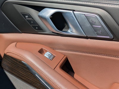 2021 BMW X7 M50i