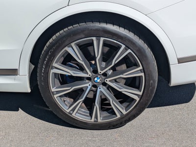 2021 BMW X7 M50i