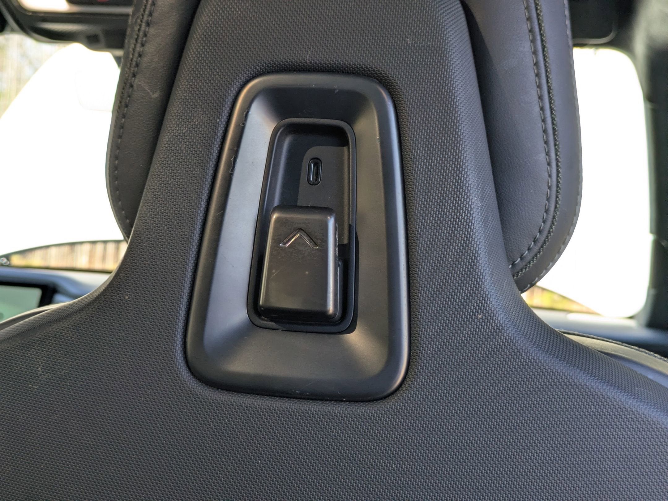 2023 Rivian R1S Launch Edition