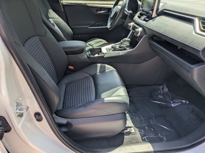 2020 Toyota RAV4 Hybrid XSE