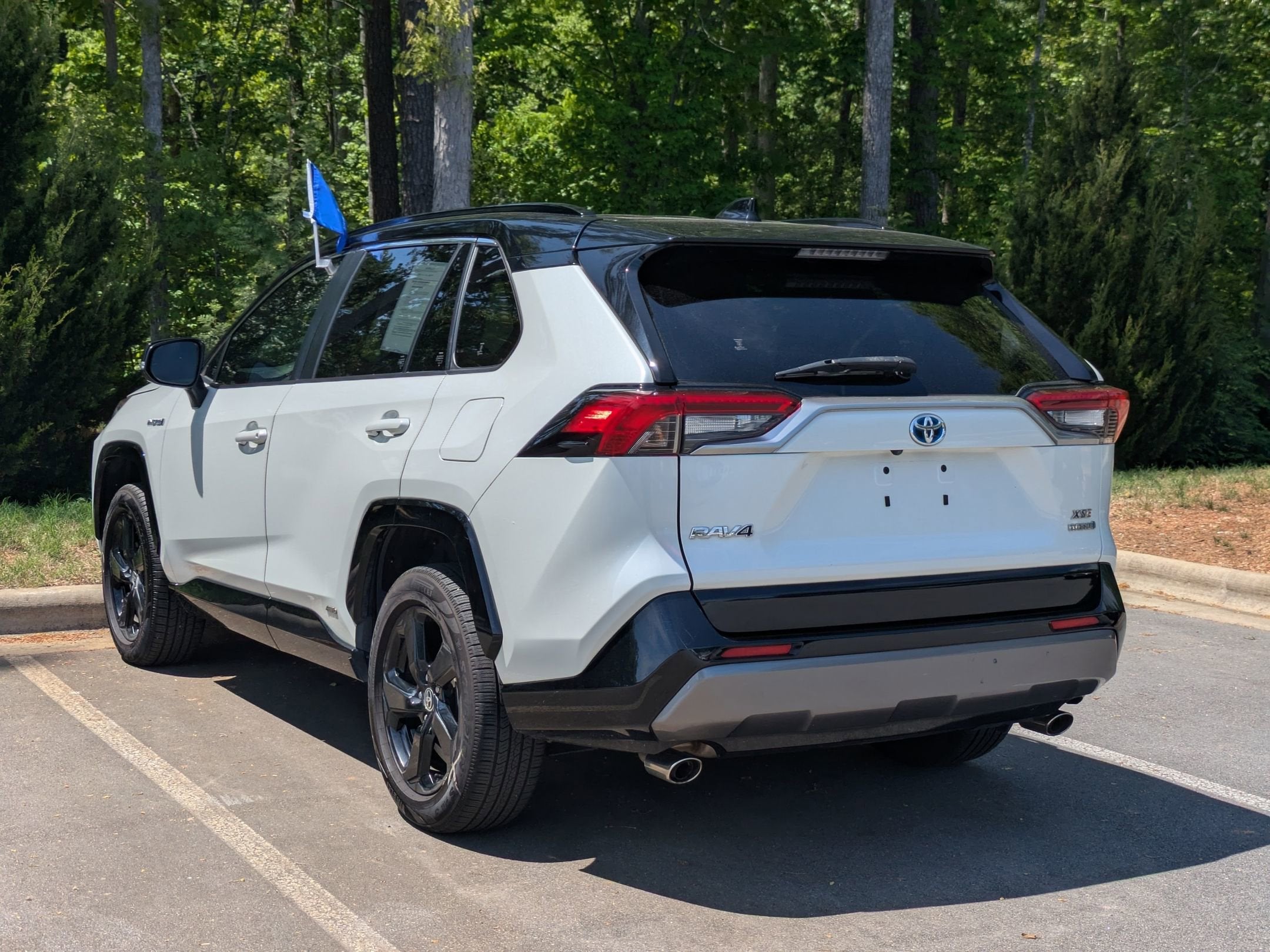 2020 Toyota RAV4 Hybrid XSE