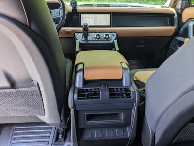 2023 Land Rover Defender X-Dynamic SE