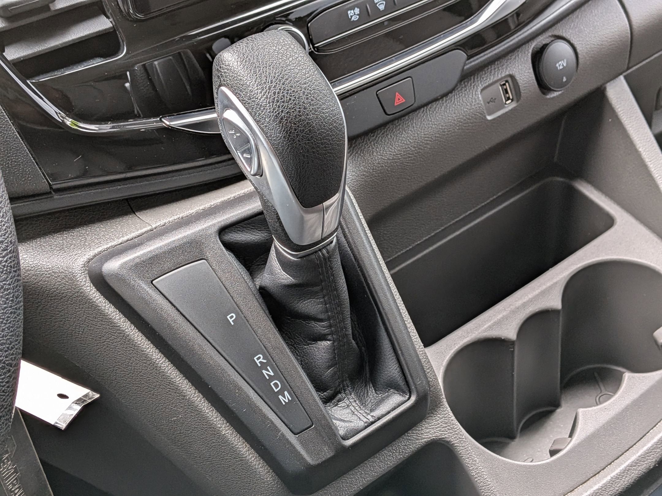 2024 Ford Transit Passenger Wagon XLT