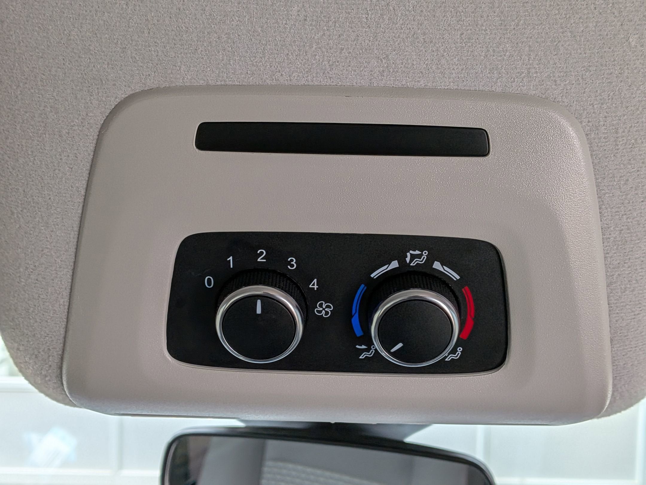 2024 Ford Transit Passenger Wagon XLT