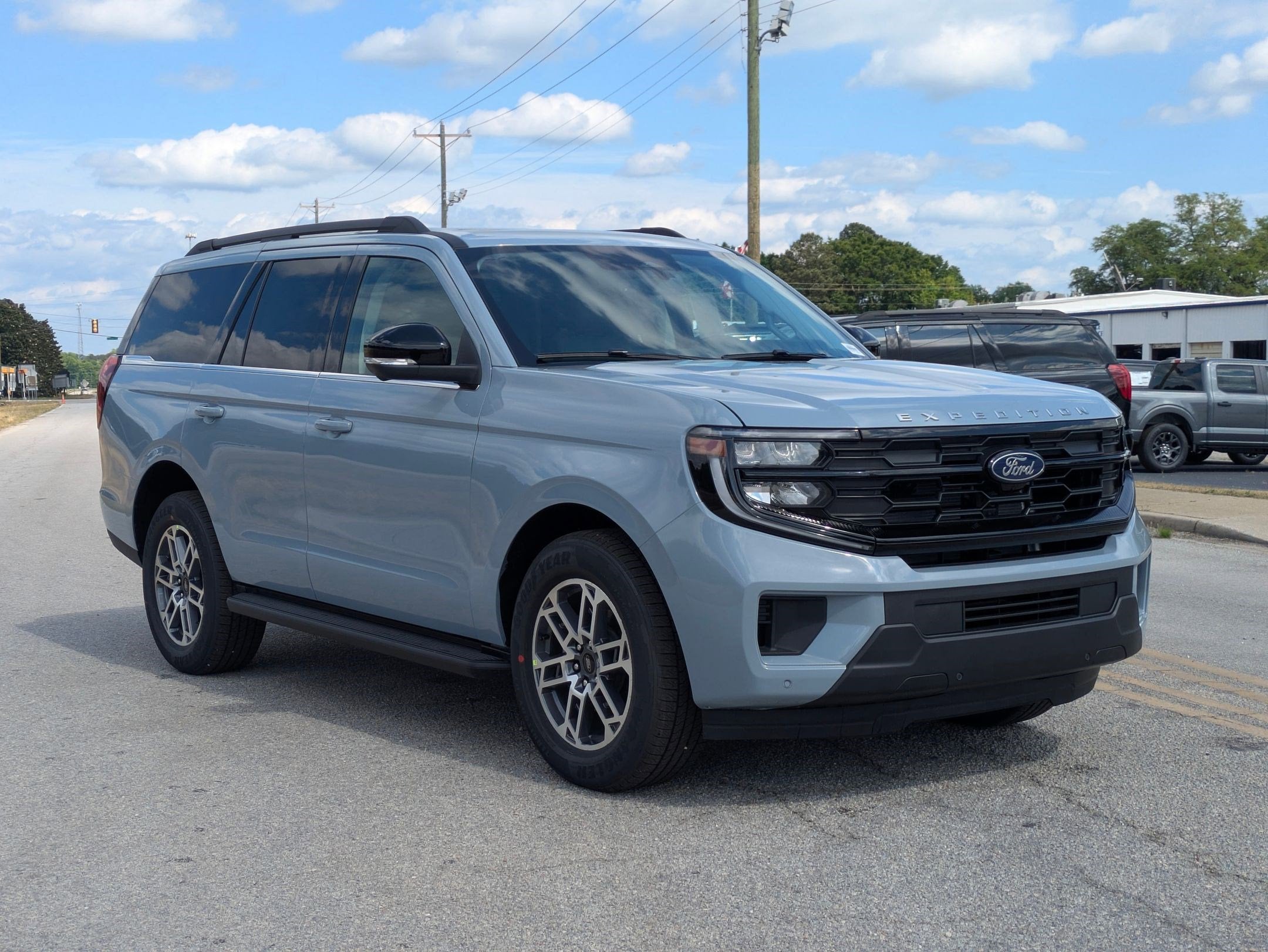 2026 Ford Expedition Active