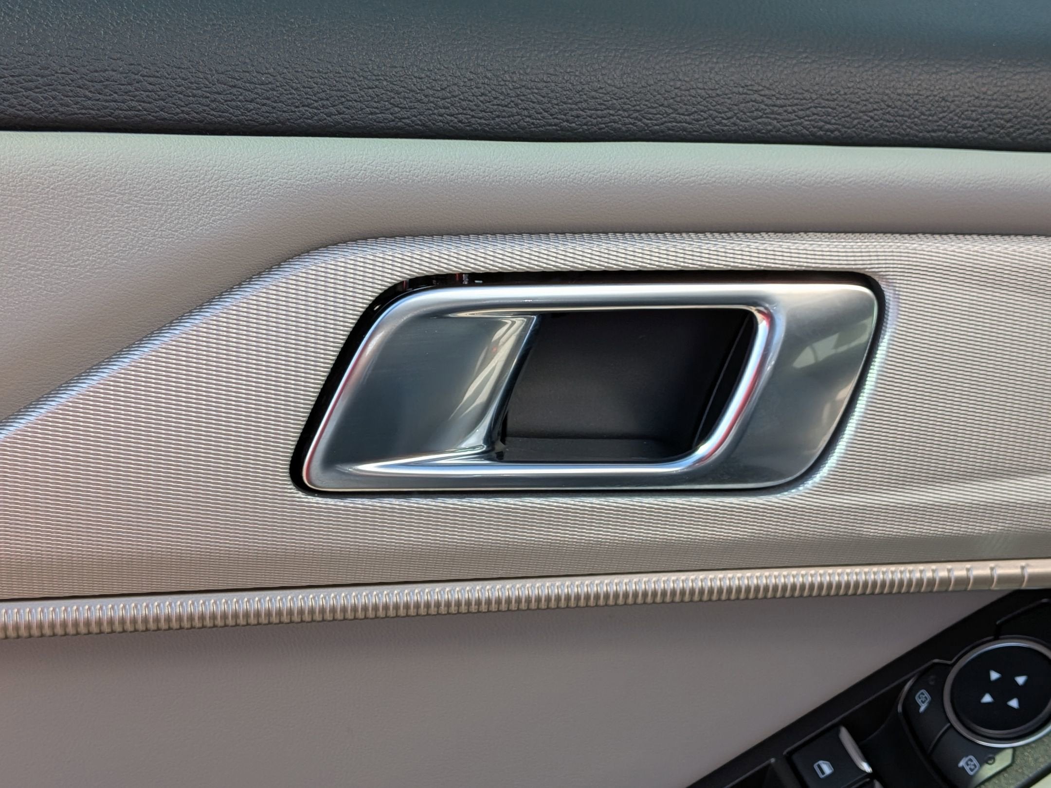 2026 Ford Explorer Active - Crossroads Courtesy Demo