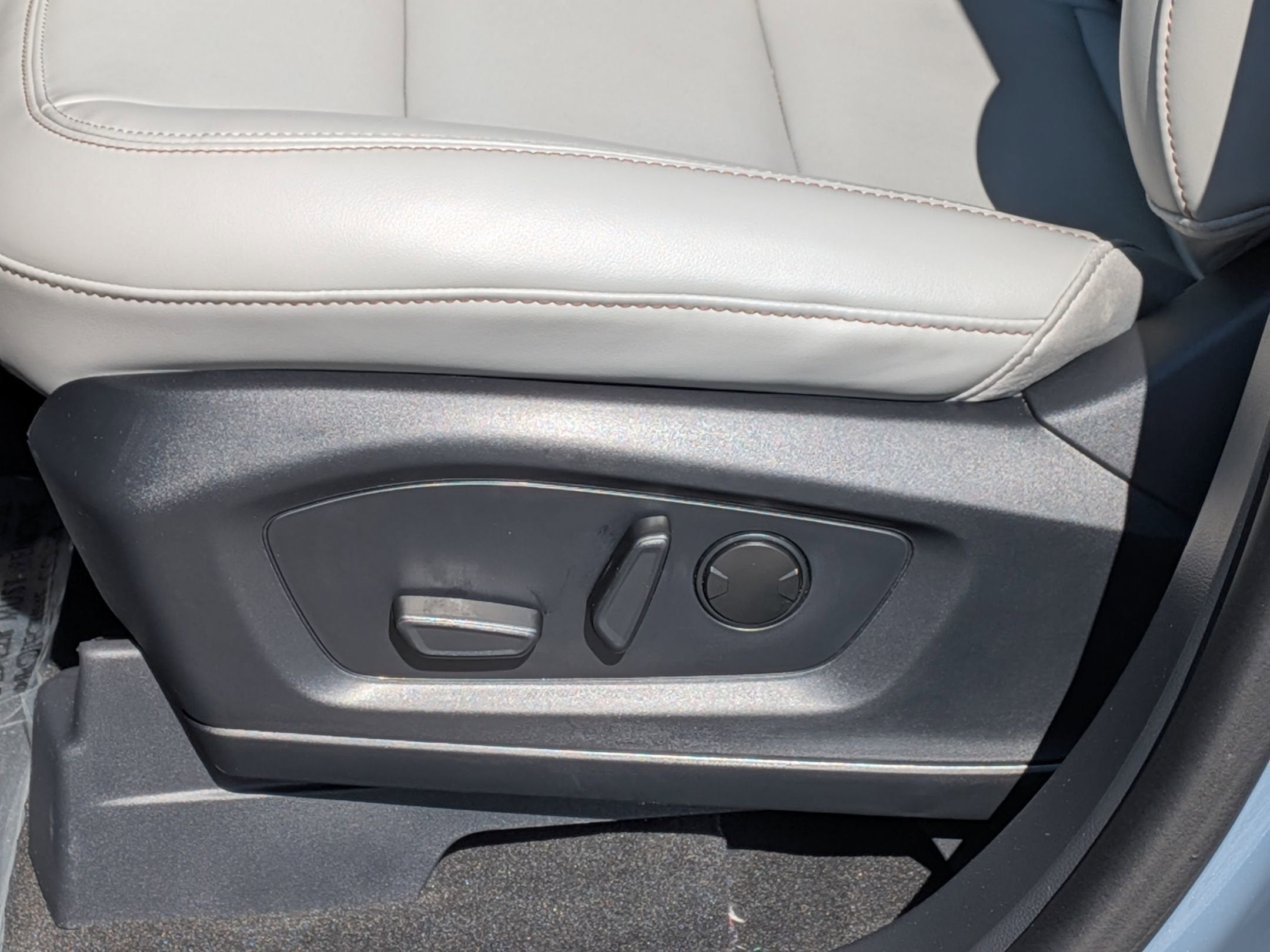 2026 Ford Explorer Active - Crossroads Courtesy Demo