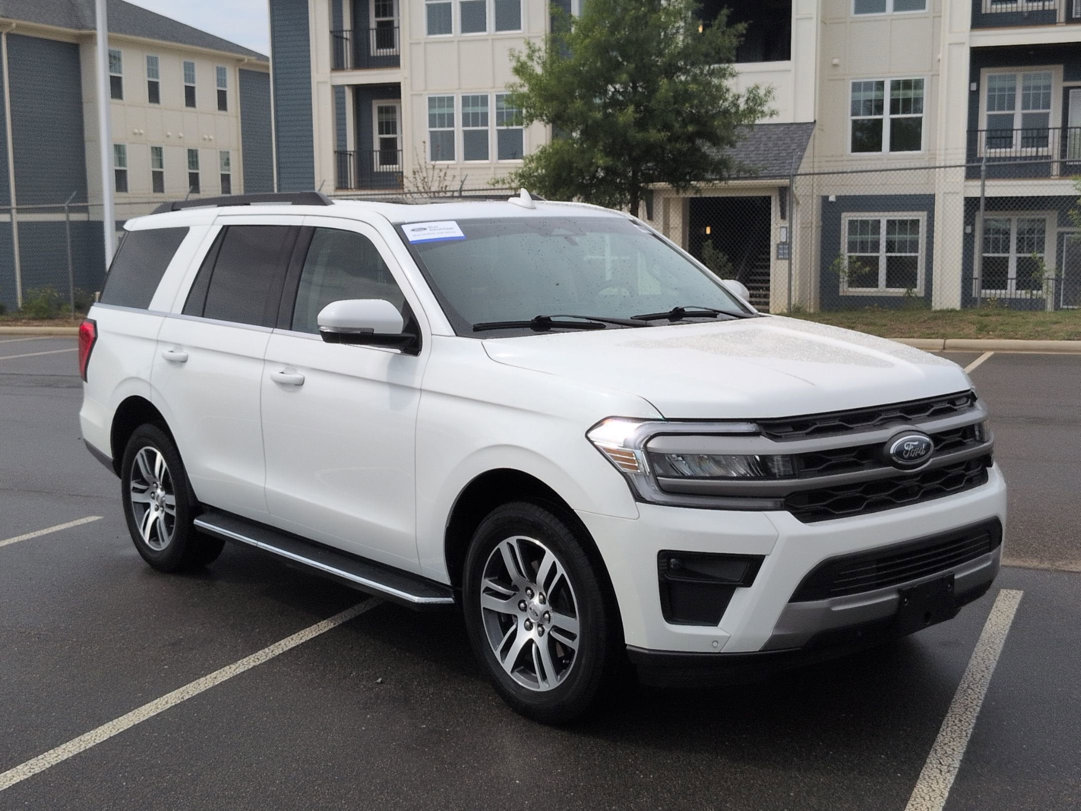 2023 Ford Expedition XLT
