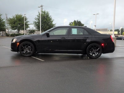 2022 Chrysler 300 Touring