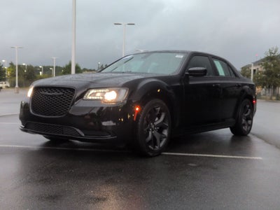 2022 Chrysler 300 Touring