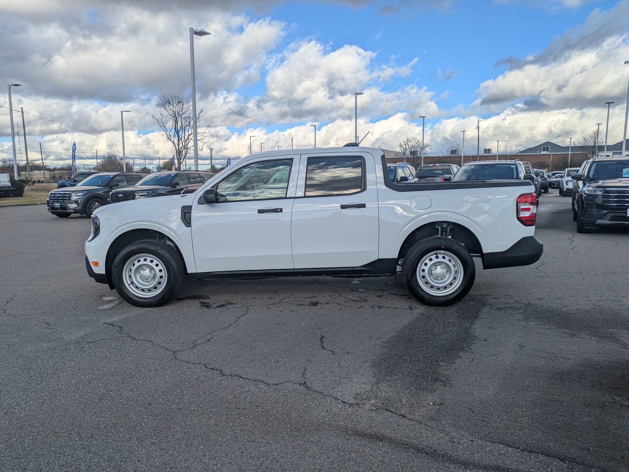 2026 Ford Maverick XL