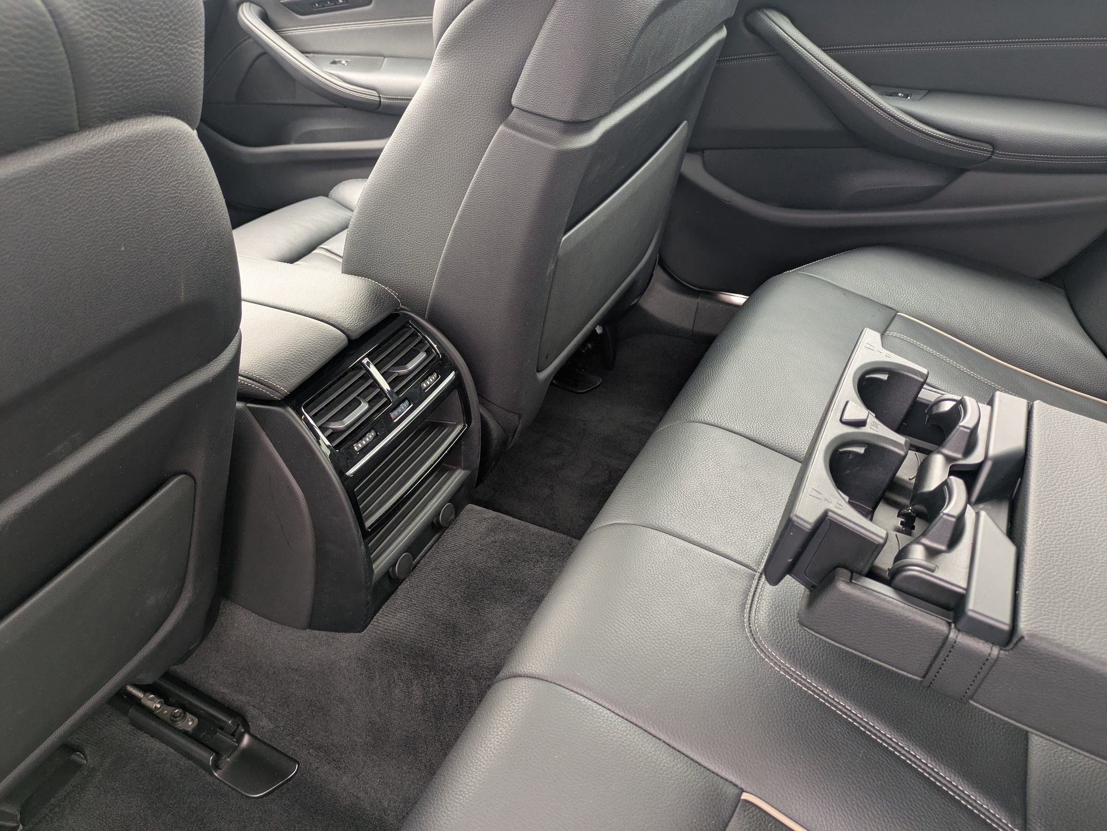 2019 BMW 5 Series 530i