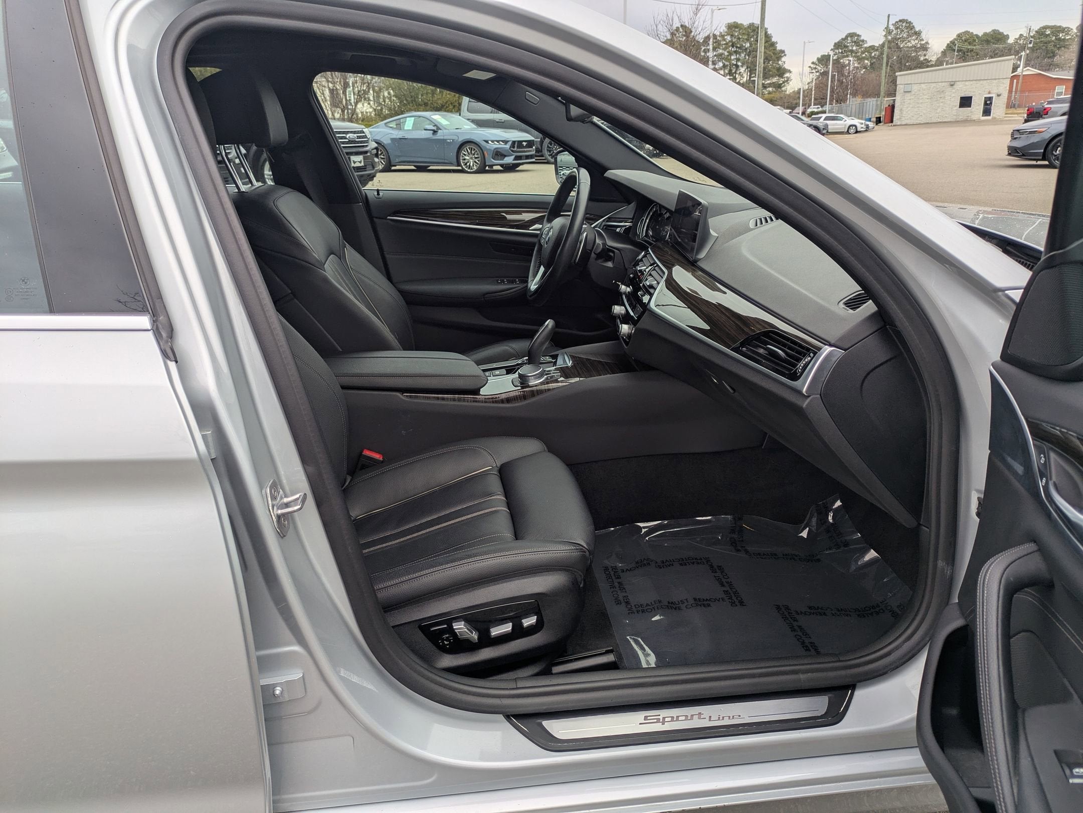 2019 BMW 5 Series 530i