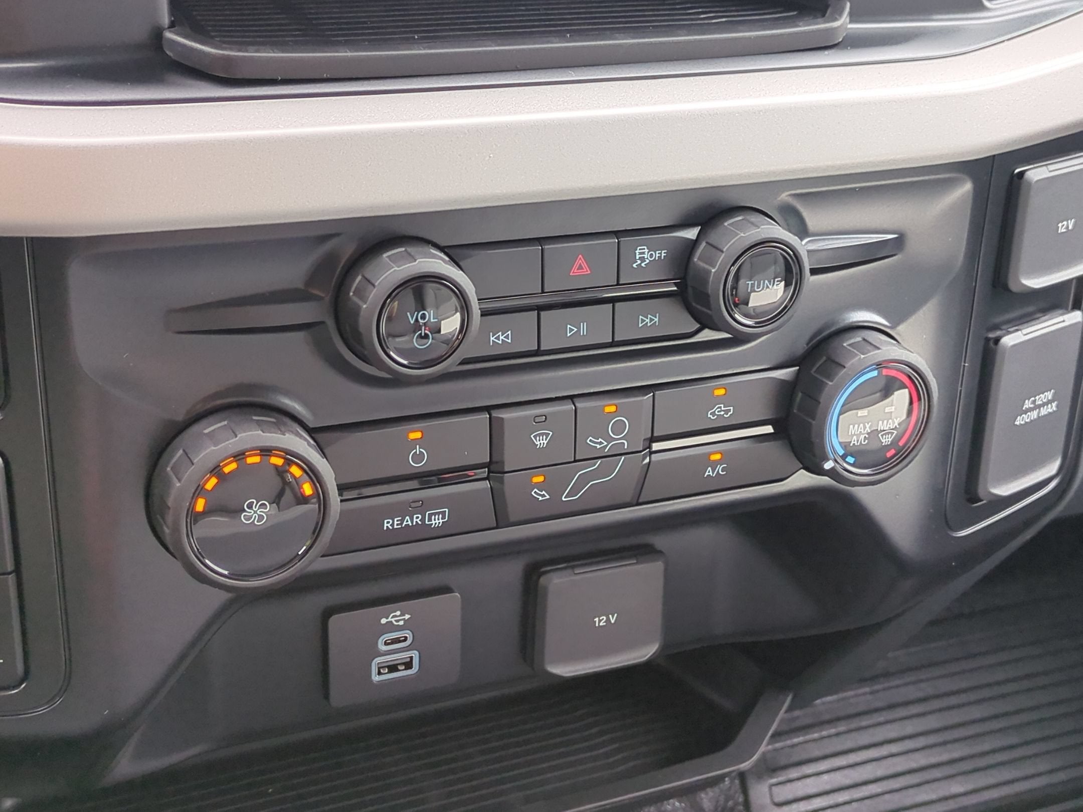 2027 Ford Super Duty F-450 DRW XL