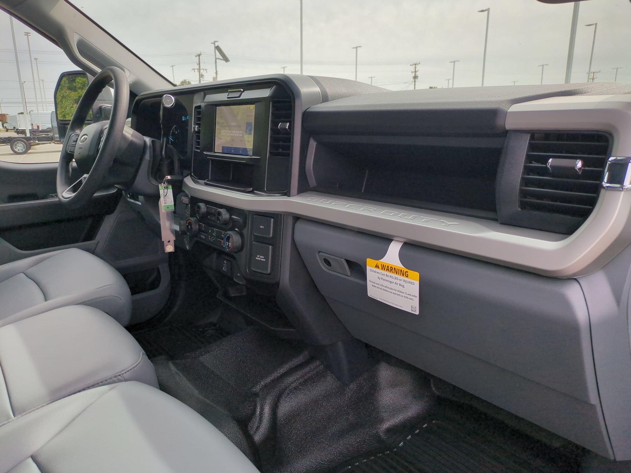 2027 Ford Super Duty F-450 DRW XL