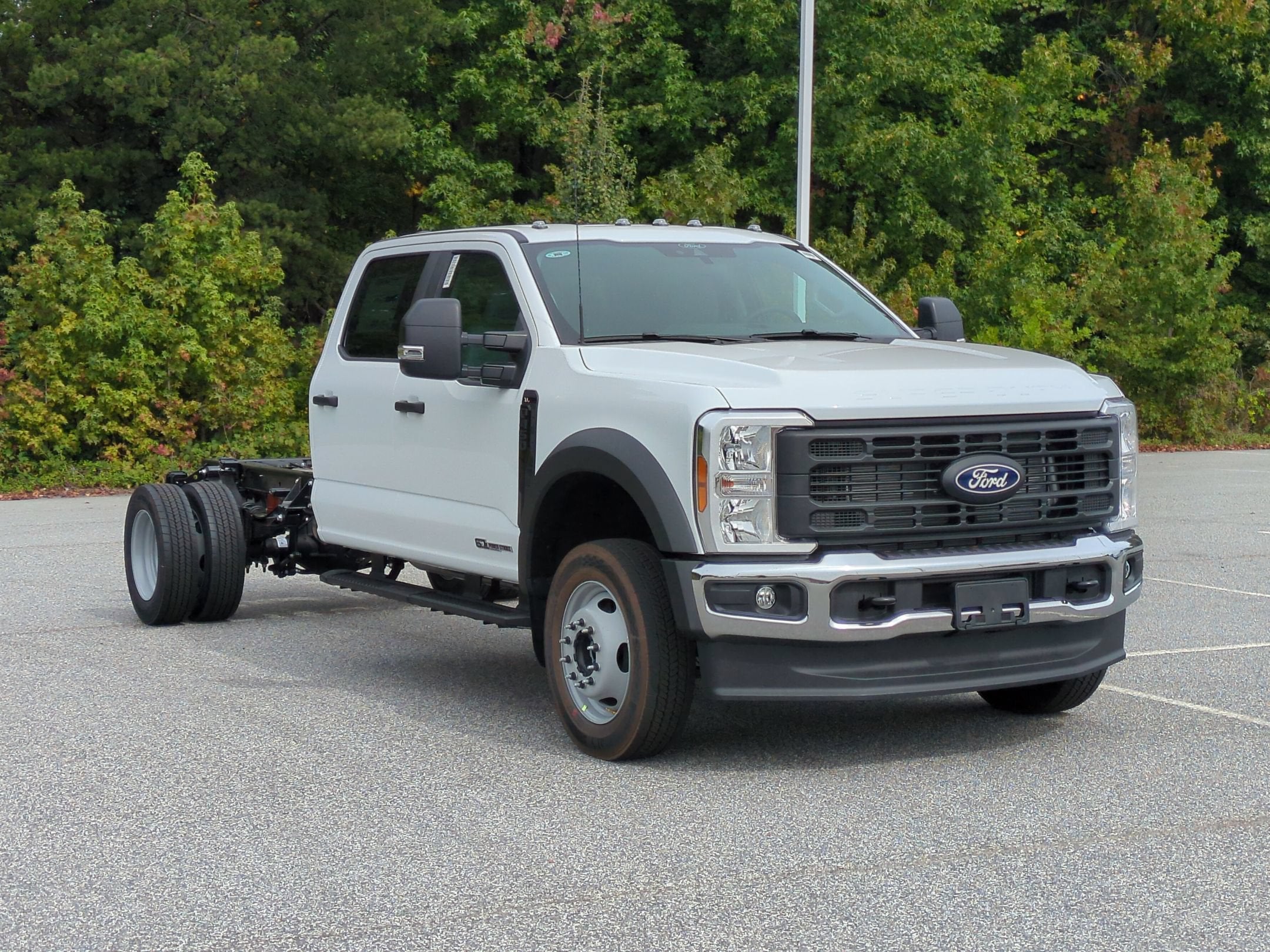 2027 Ford Super Duty F-450 DRW XL