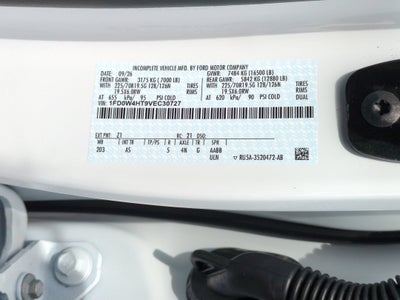 2027 Ford Super Duty F-450 DRW XL