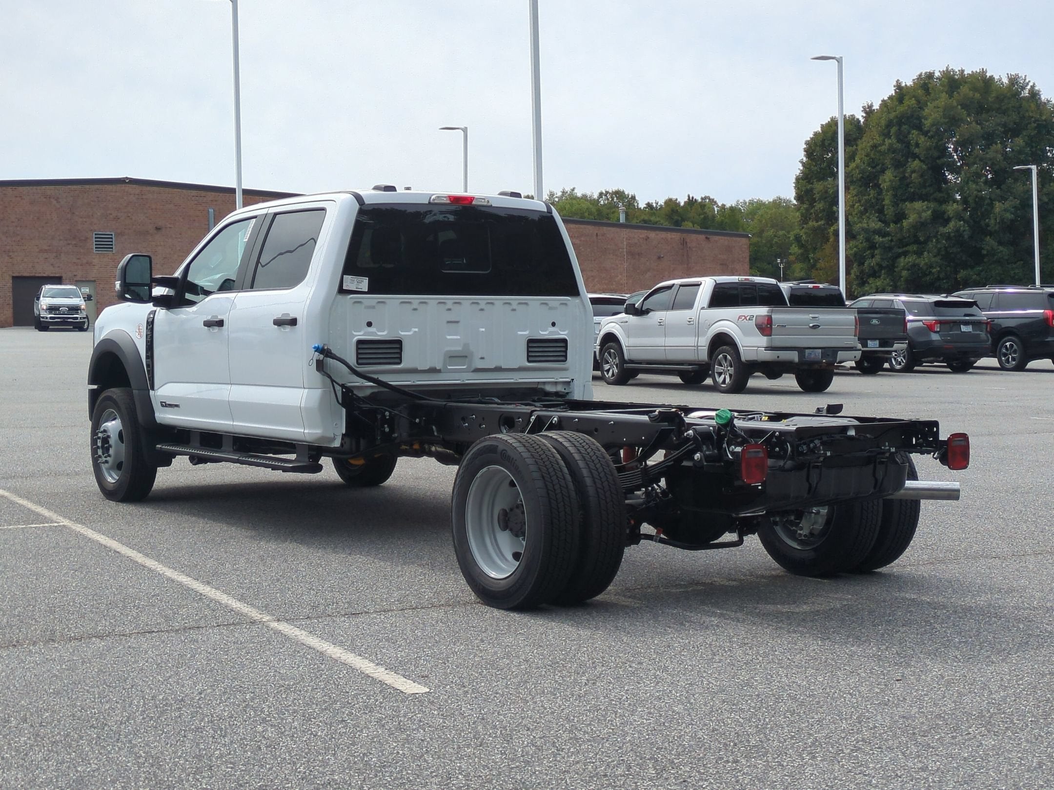2027 Ford Super Duty F-450 DRW XL