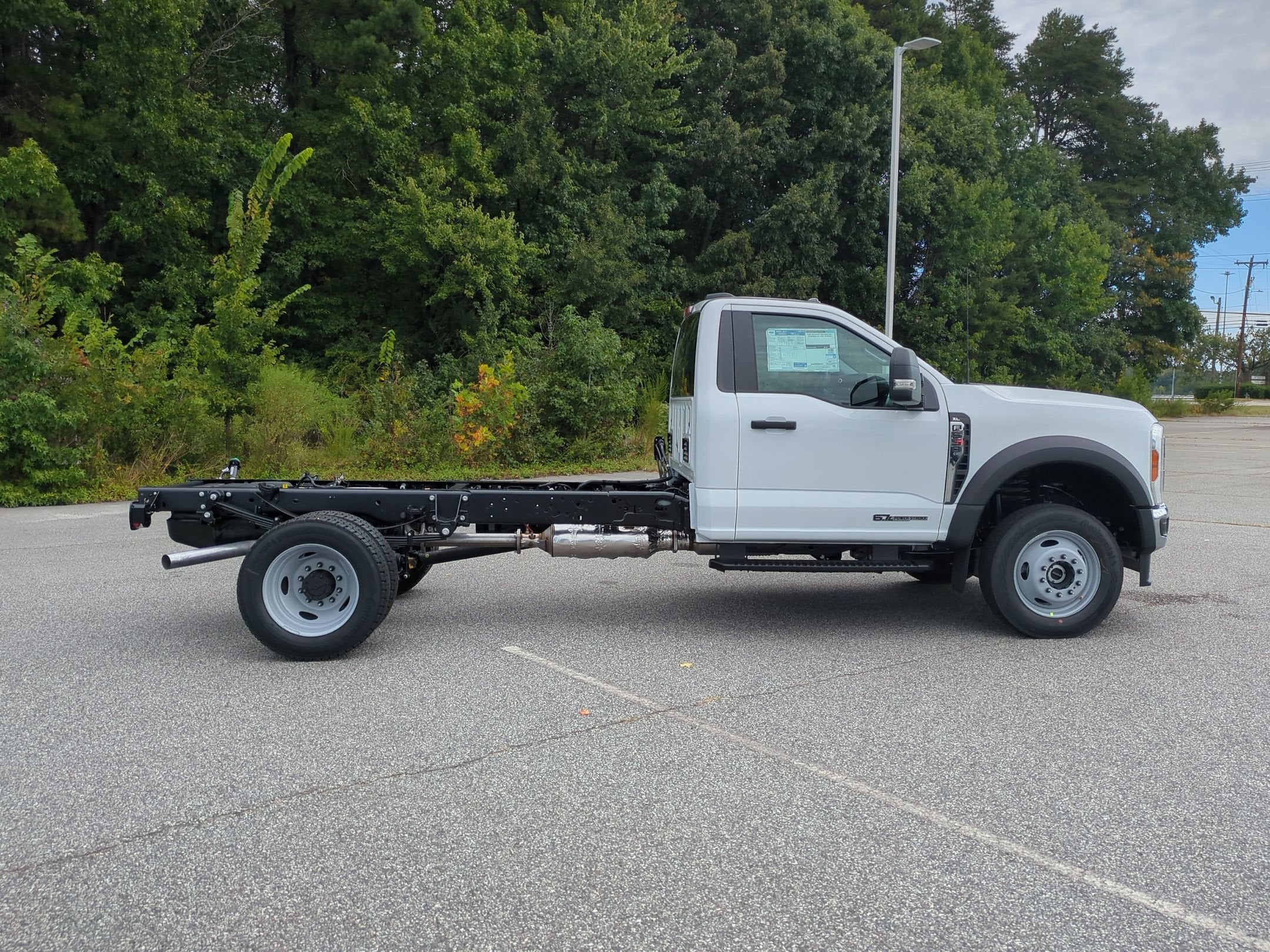 2026 Ford Super Duty F-550 DRW XL