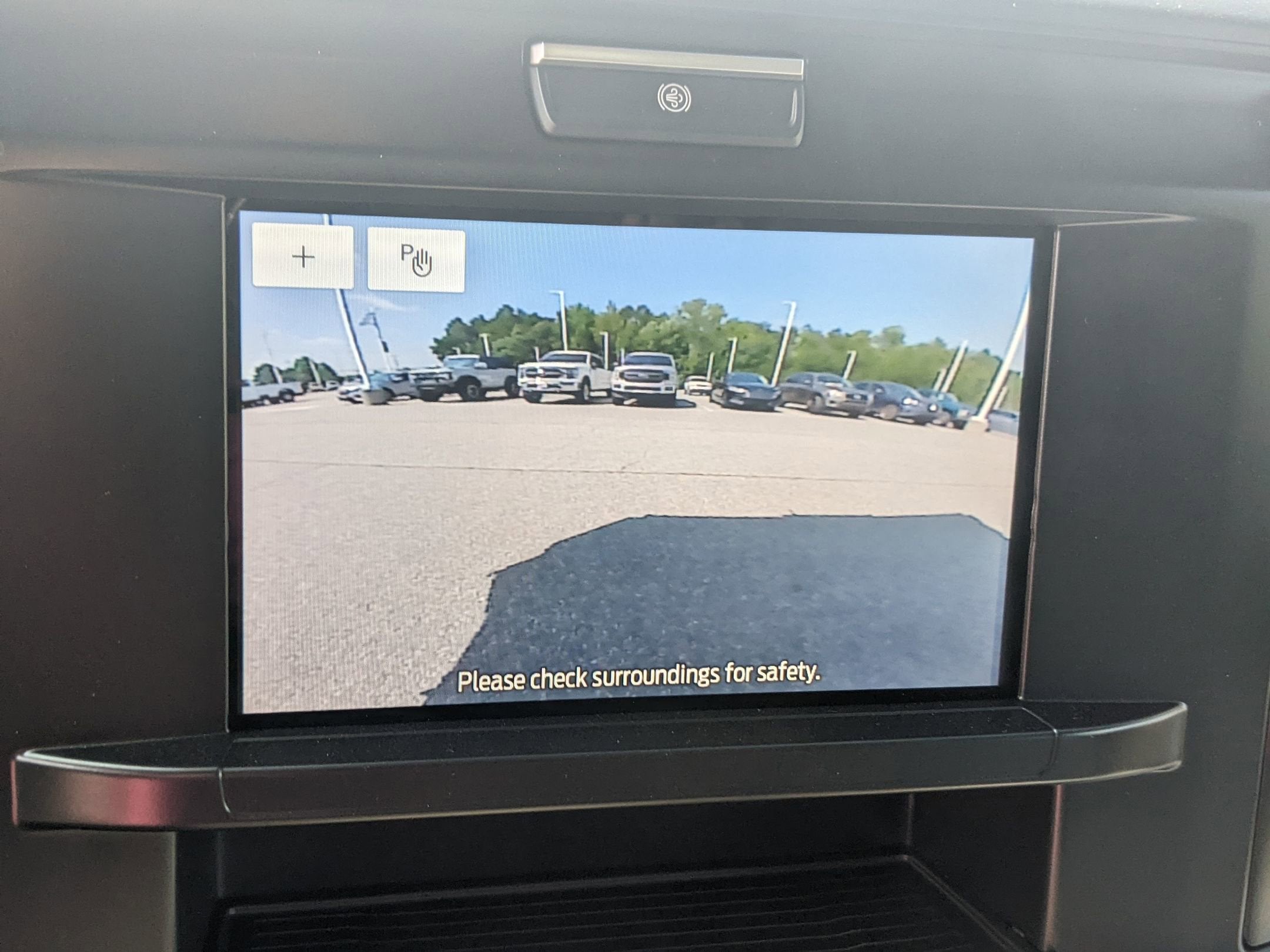 2025 Ford Super Duty F-550 DRW XL