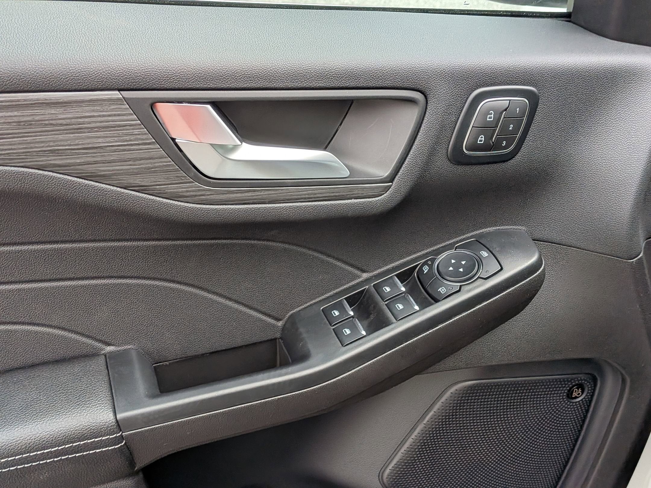 2026 Ford Escape Platinum